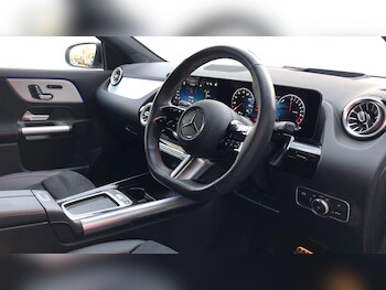 Used Mercedes-Benz GLA 2024 for sale - 77354997: Photo