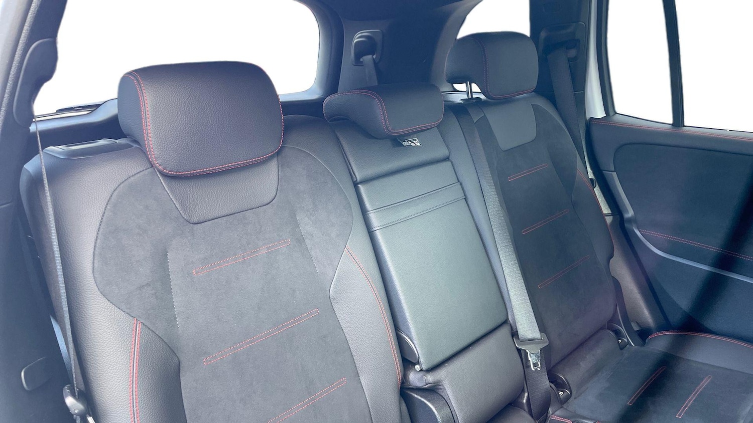 Used Mercedes-Benz GLB 2025 for sale - 76464535: Photo 12