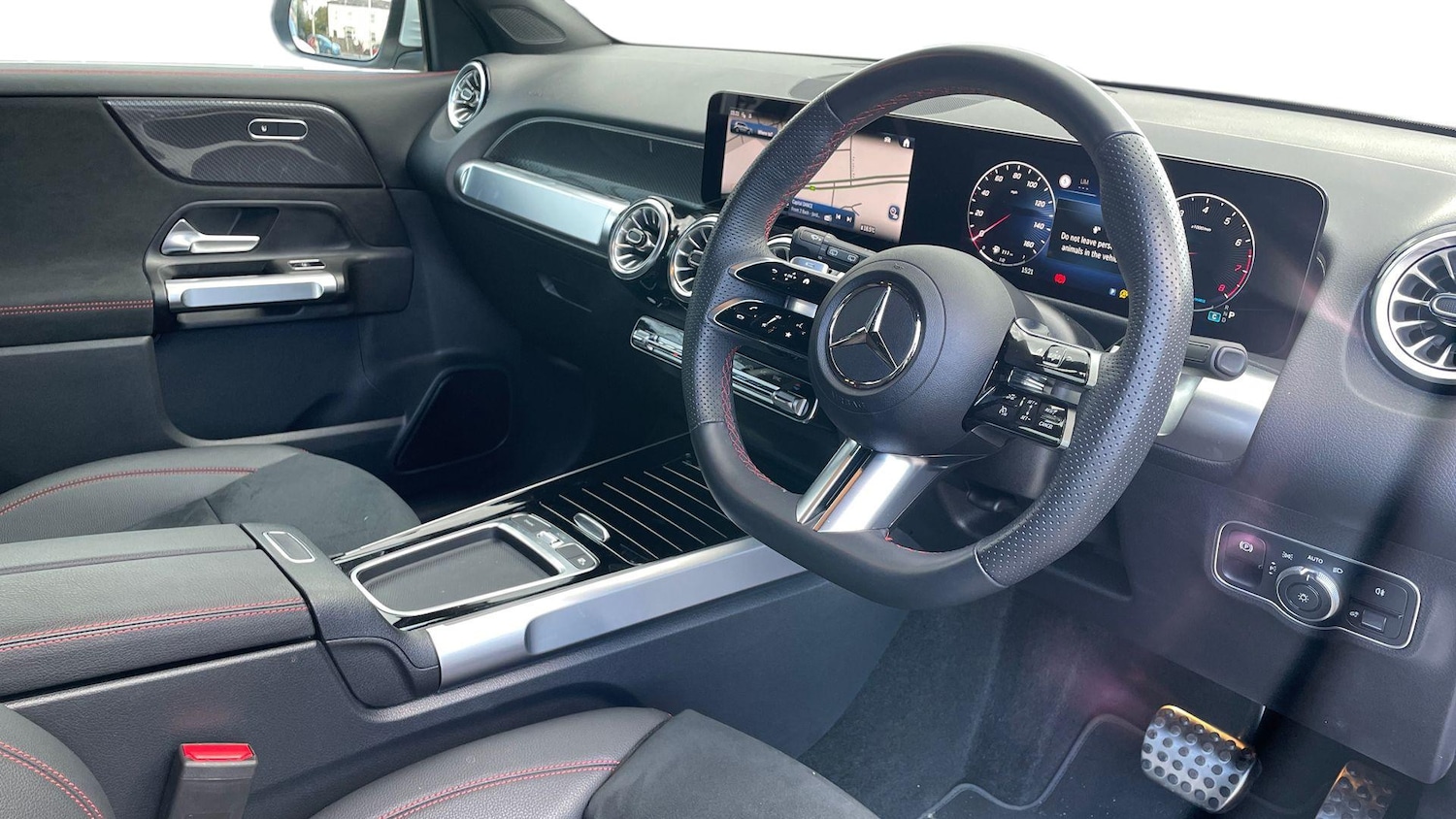 Used Mercedes-Benz GLB 2025 for sale - 76464535: Photo 3