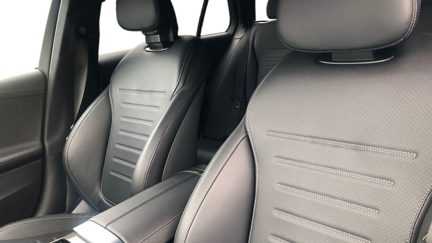 Used Mercedes-Benz C Class 2024 for sale - 76822050: Photo 11