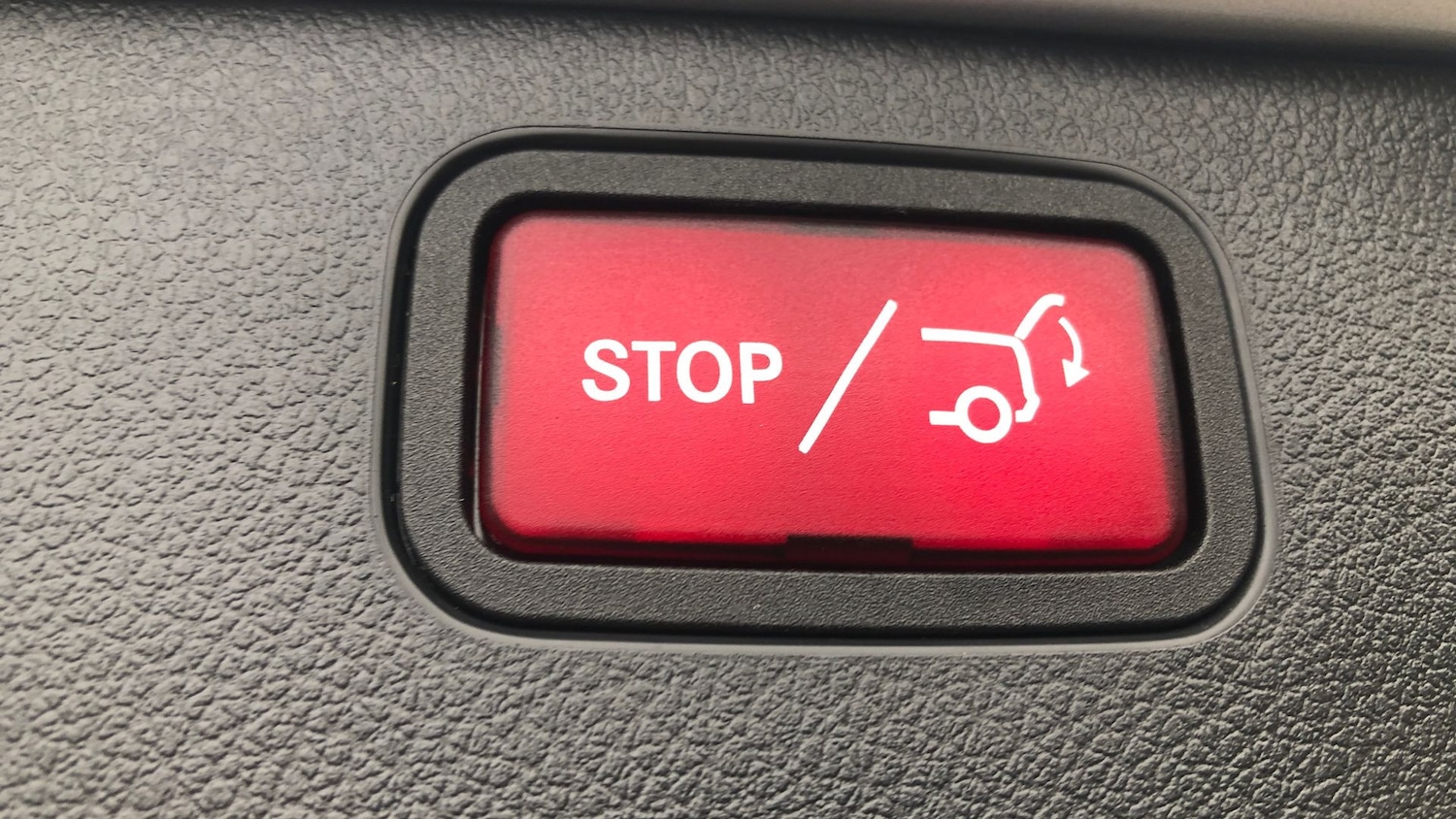 Used Mercedes-Benz C Class 2024 for sale - 76822050: Photo 21