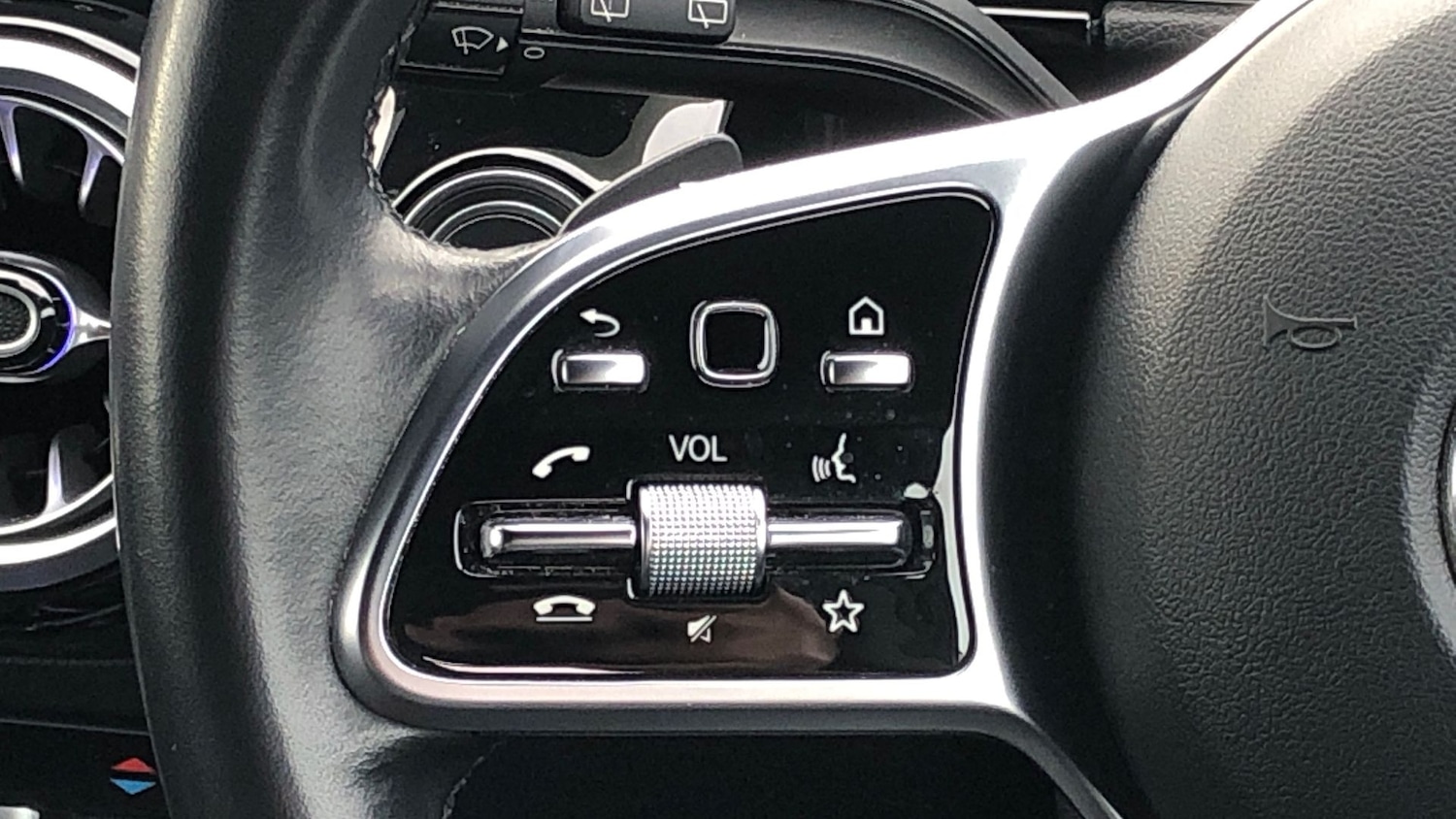 Used Mercedes-Benz EQA 2021 for sale - 76453396: Photo 19