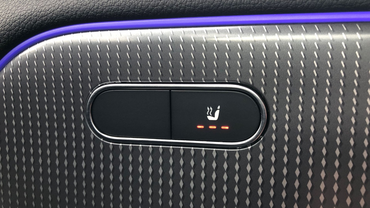 Used Mercedes-Benz EQA 2021 for sale - 76453396: Photo 28