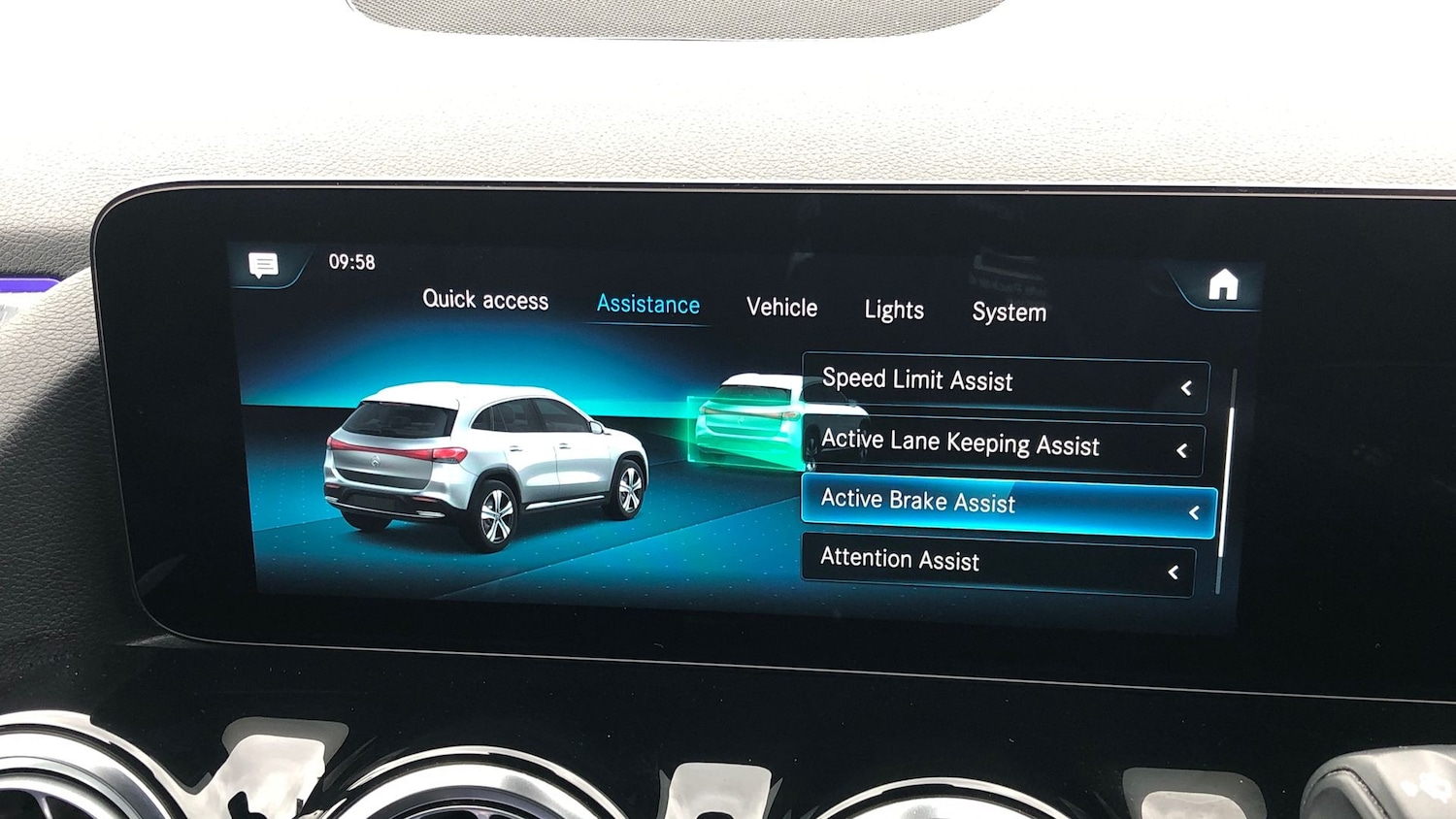 Used Mercedes-Benz EQA 2021 for sale - 76453396: Photo 32