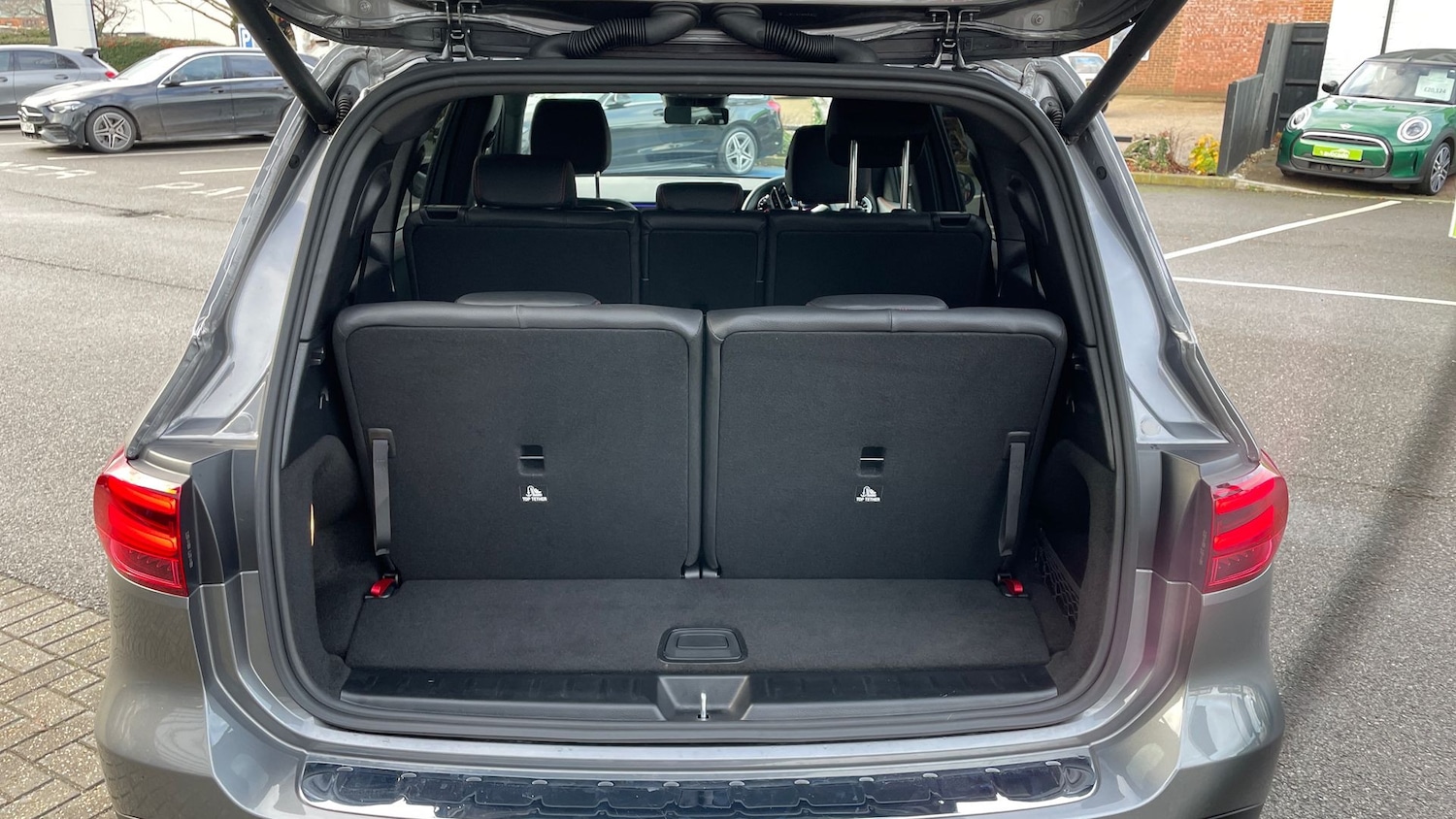 Used Mercedes-Benz GLB 2025 for sale - 77254245: Photo 36