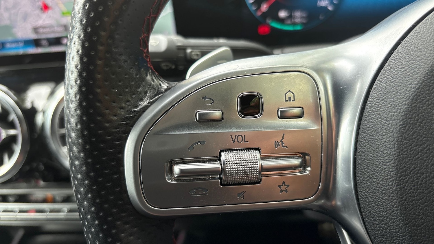 Used Mercedes-Benz EQA 2021 for sale - 76413729: Photo 19