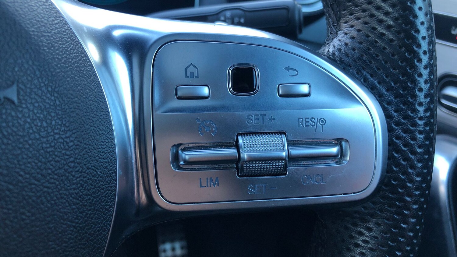 Used Mercedes-Benz CLA 2019 for sale - 77028363: Photo 36