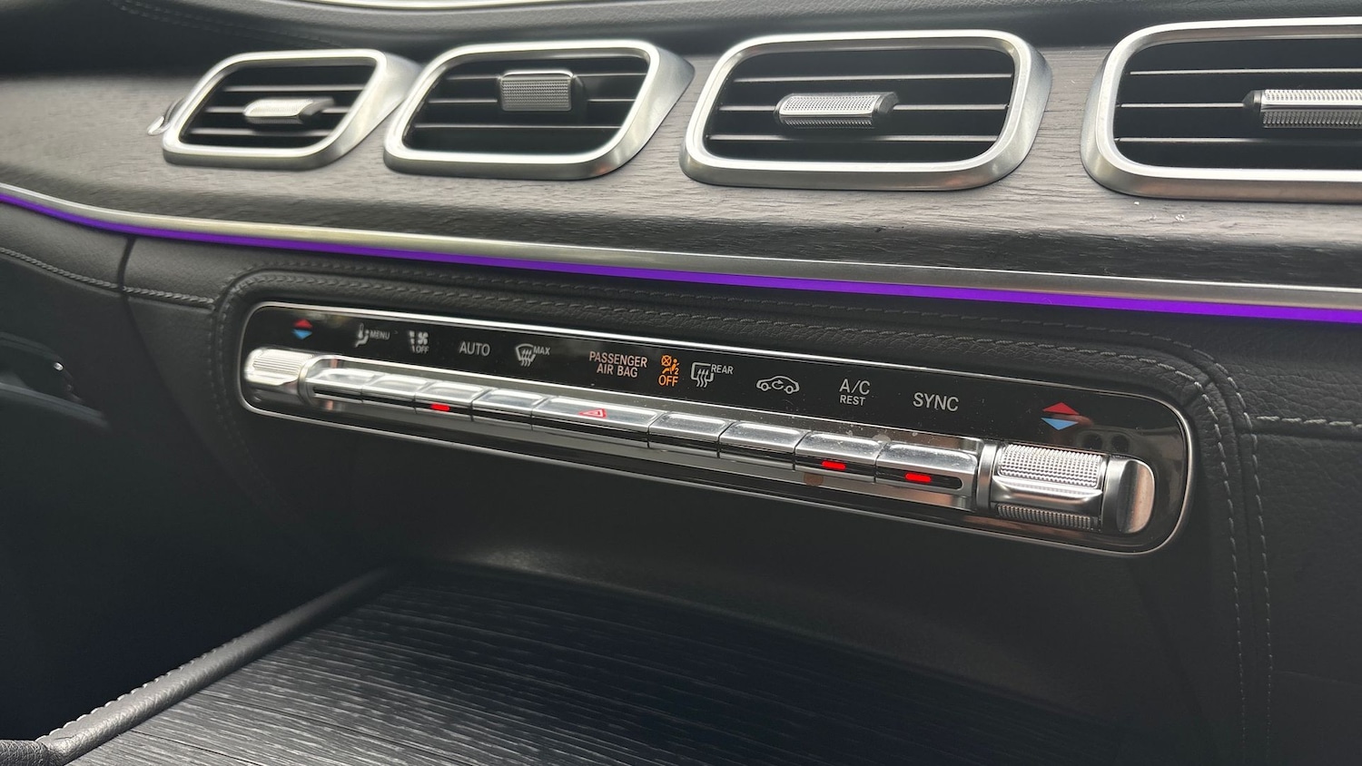 Used Mercedes-Benz GLE 2023 for sale - 76413604: Photo 23