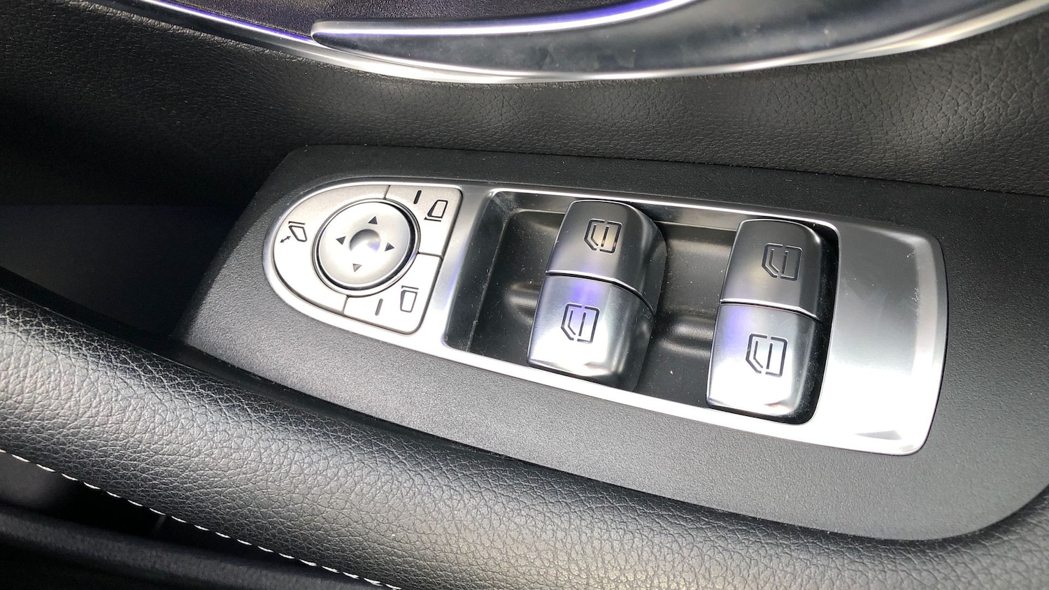 Used Mercedes-Benz E Class 2020 for sale - 77201443: Photo 38