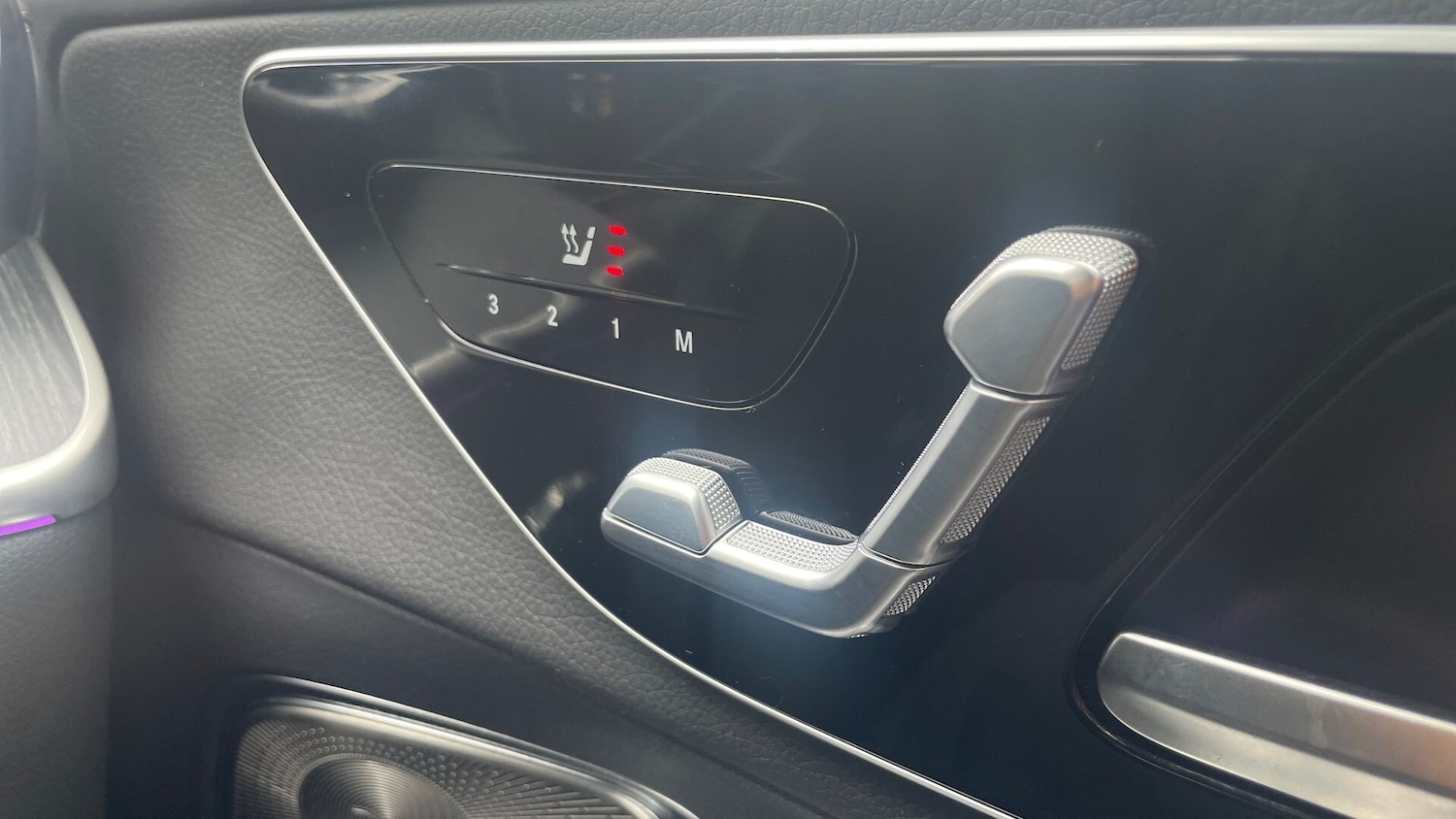 Used Mercedes-Benz GLC 2023 for sale - 76413653: Photo 10