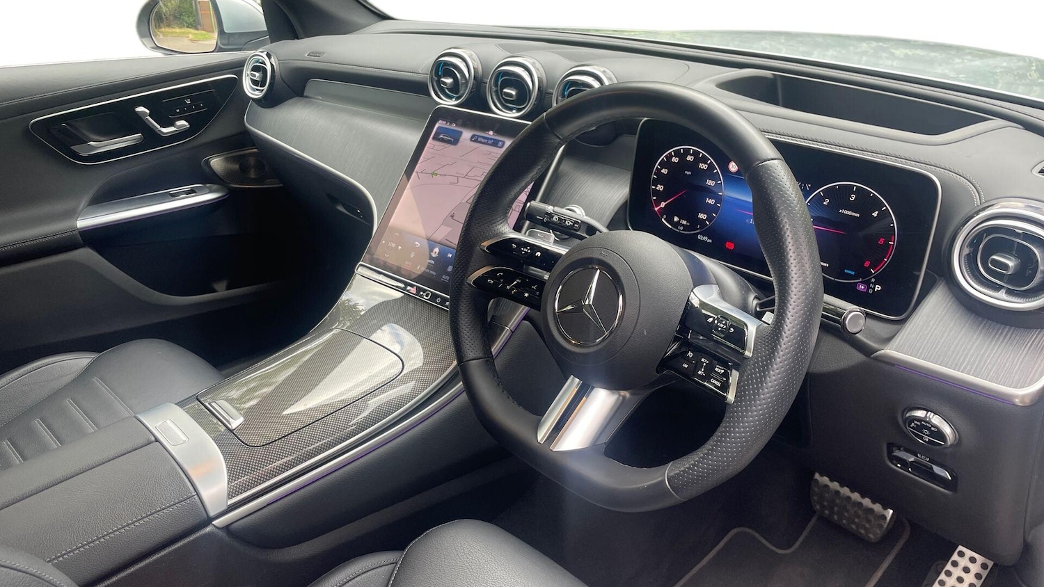 Used Mercedes-Benz GLC 2023 for sale - 76413653: Photo 6