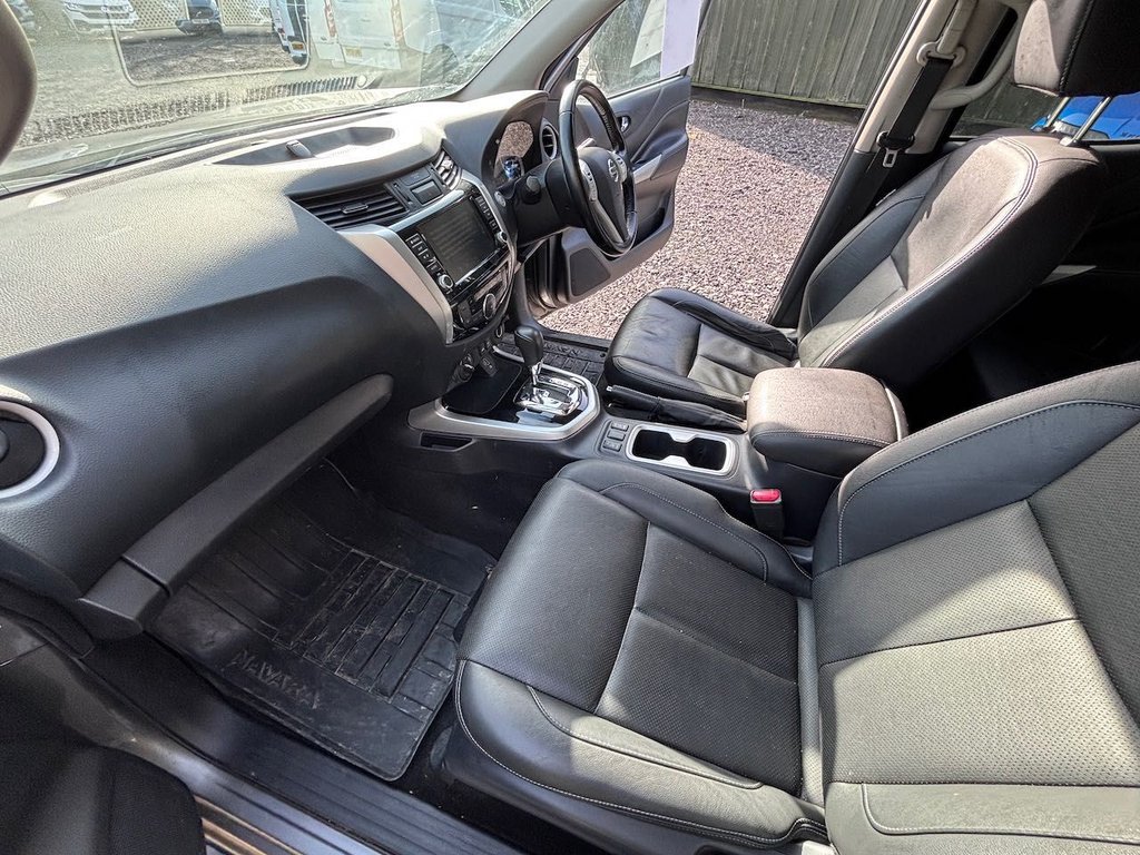 Used Nissan Navara 2021 for sale - 77919898: Photo 14