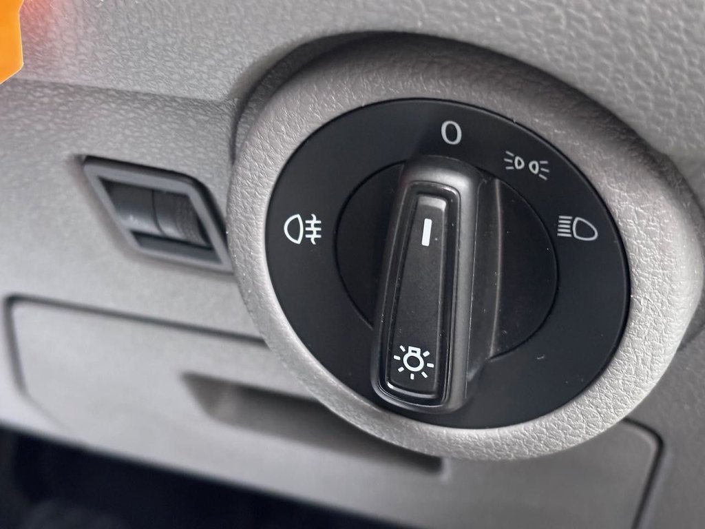 Used Volkswagen Transporter 2024 for sale - 77188851: Photo 46