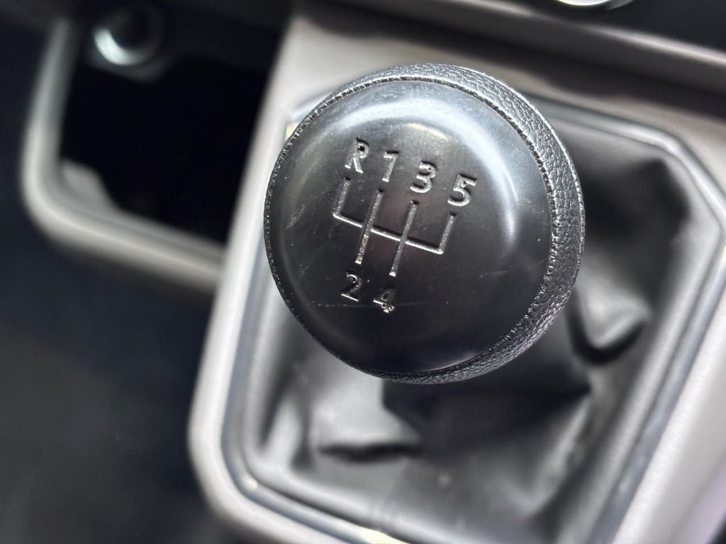 Used Volkswagen Transporter 2024 for sale - 77188851: Photo 50