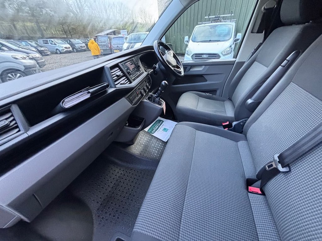 Used Volkswagen Transporter 2021 for sale - 77463790: Photo 44