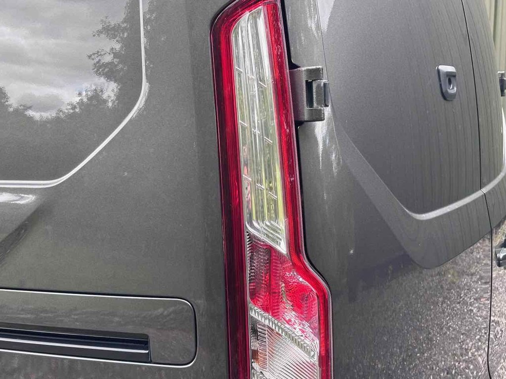 Used Ford Transit Custom 2023 for sale - 77152983: Photo 23