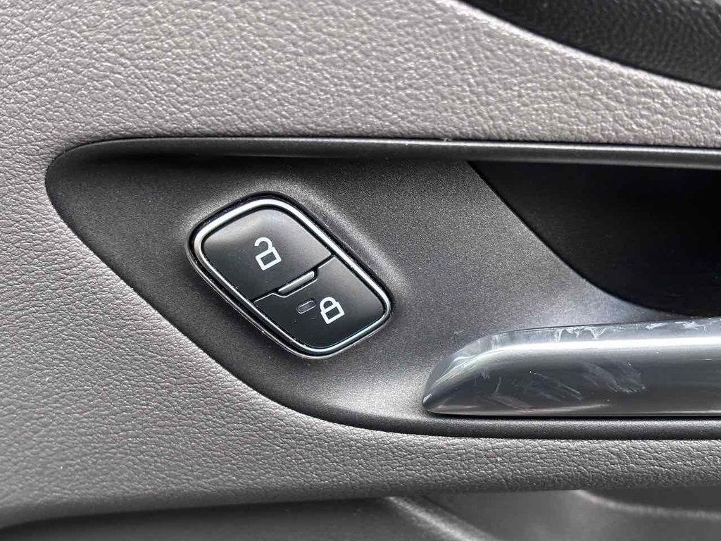 Used Ford Transit Custom 2023 for sale - 77152983: Photo 31