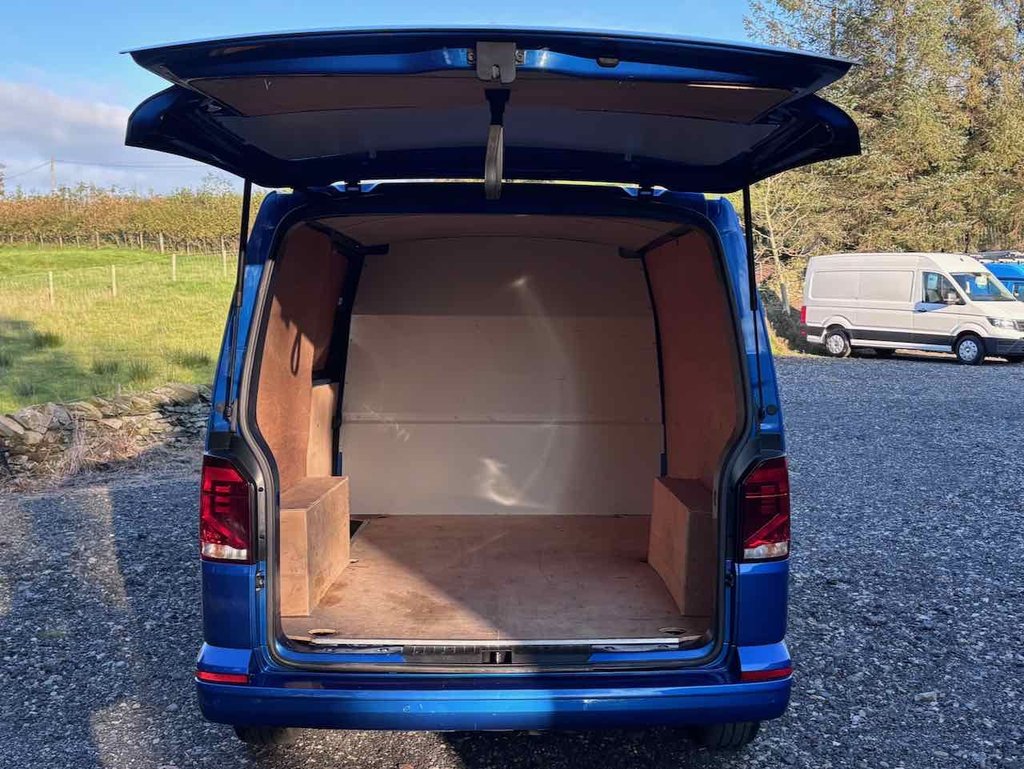 Used Volkswagen Transporter 2023 for sale - 76267039: Photo 10