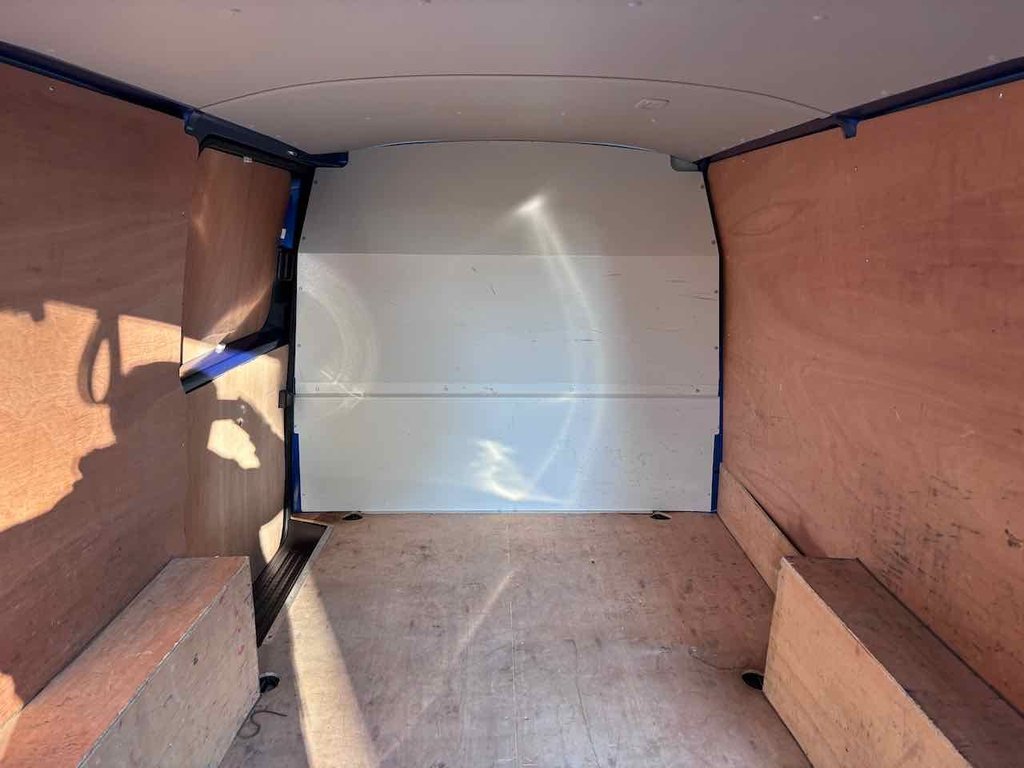 Used Volkswagen Transporter 2023 for sale - 76267039: Photo 12