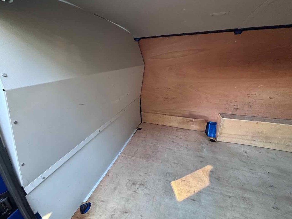 Used Volkswagen Transporter 2023 for sale - 76267039: Photo 35