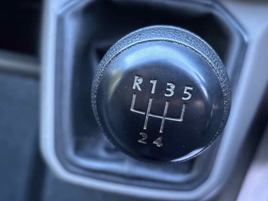 Used Volkswagen Transporter 2023 for sale - 76267039: Photo 46