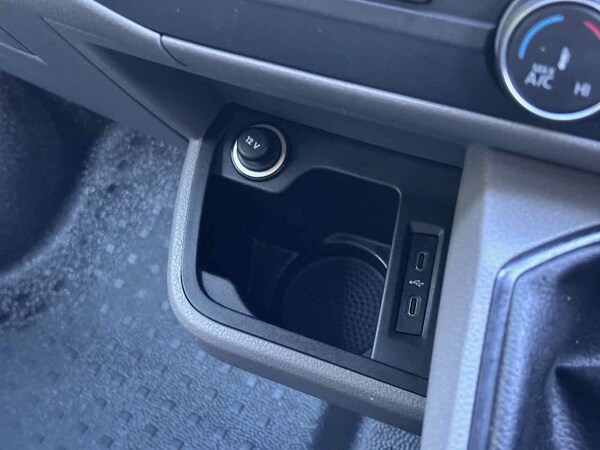 Used Volkswagen Transporter 2023 for sale - 76267039: Photo 49
