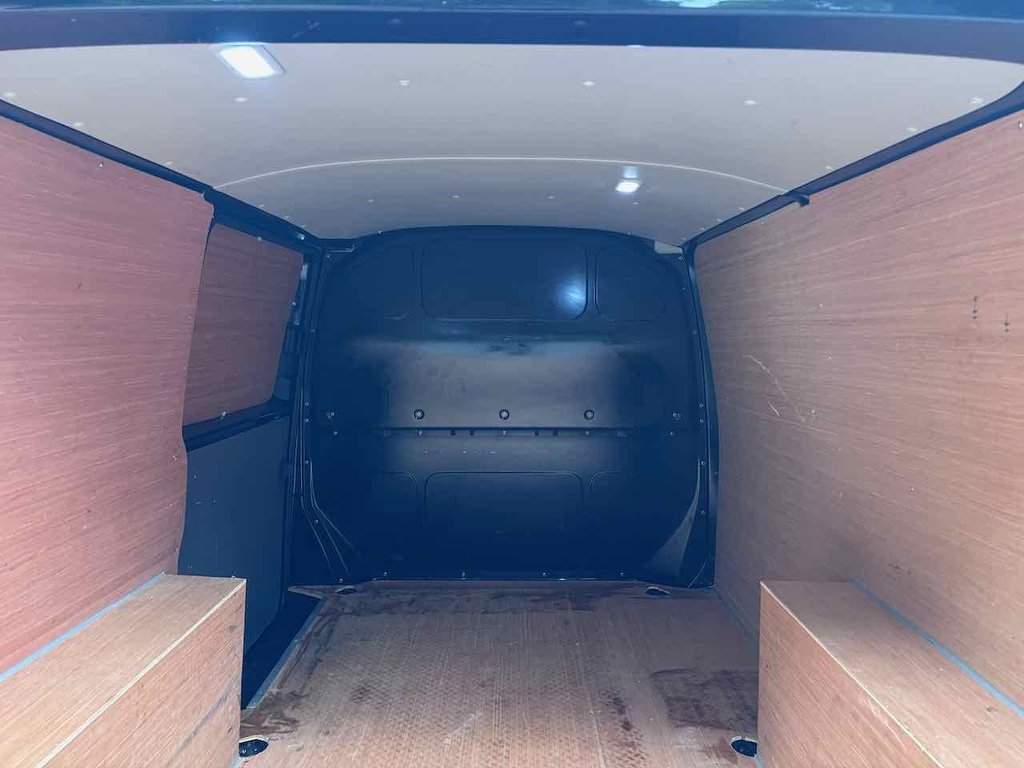 Used Volkswagen Transporter 2022 for sale - 76345417: Photo 14