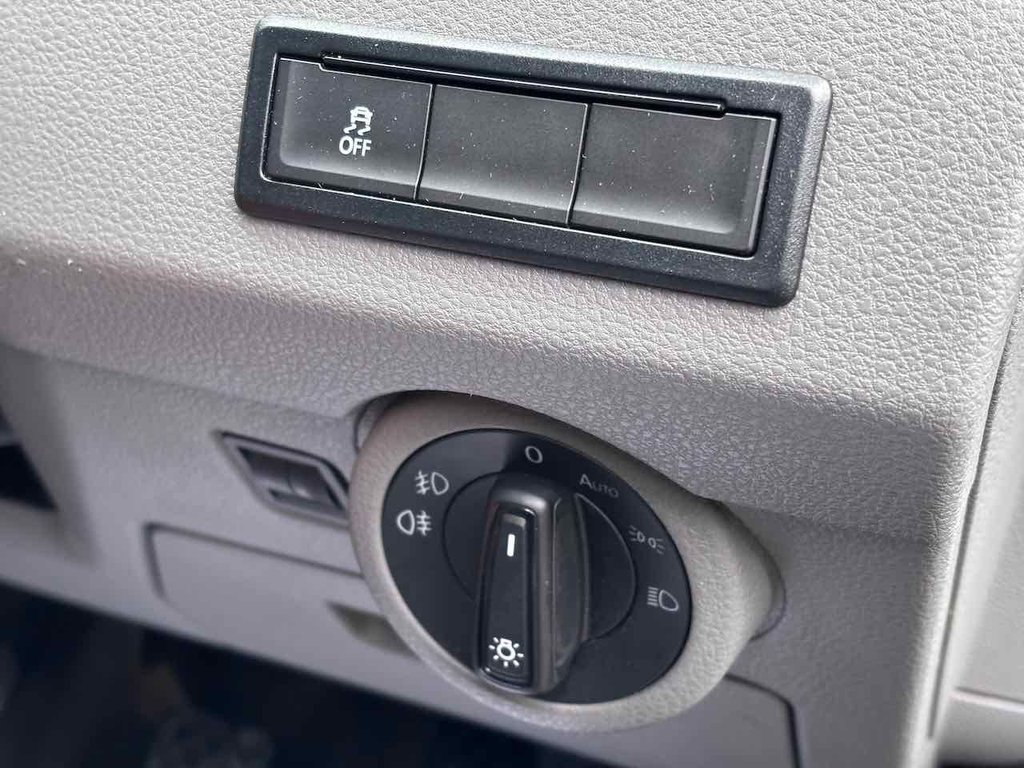Used Volkswagen Transporter 2022 for sale - 76345417: Photo 37