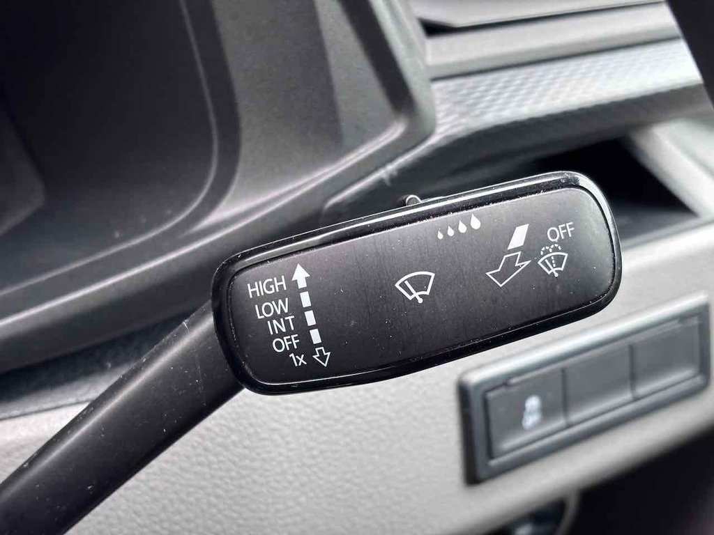Used Volkswagen Transporter 2022 for sale - 76345417: Photo 42
