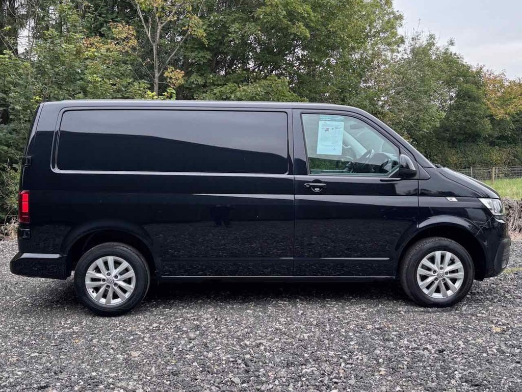Used Volkswagen Transporter 2022 for sale - 76345417: Photo 5