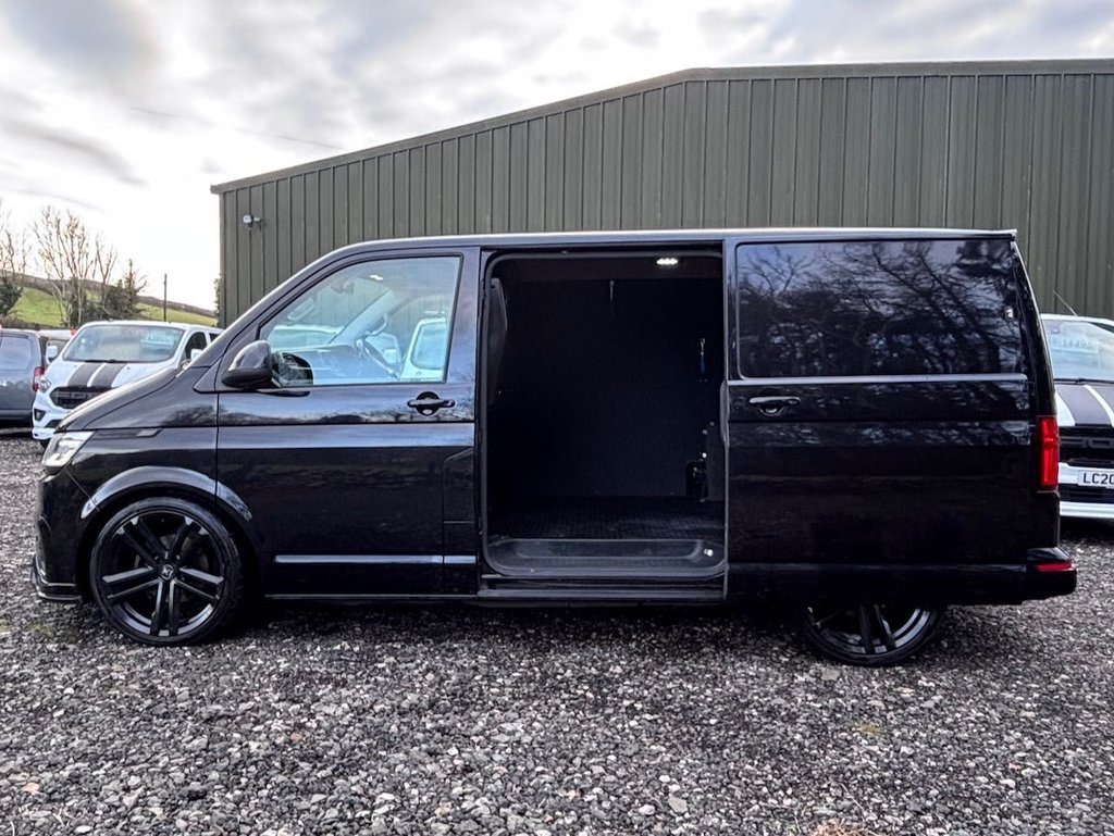 Used Volkswagen Transporter 2021 for sale - 77027027: Photo 8