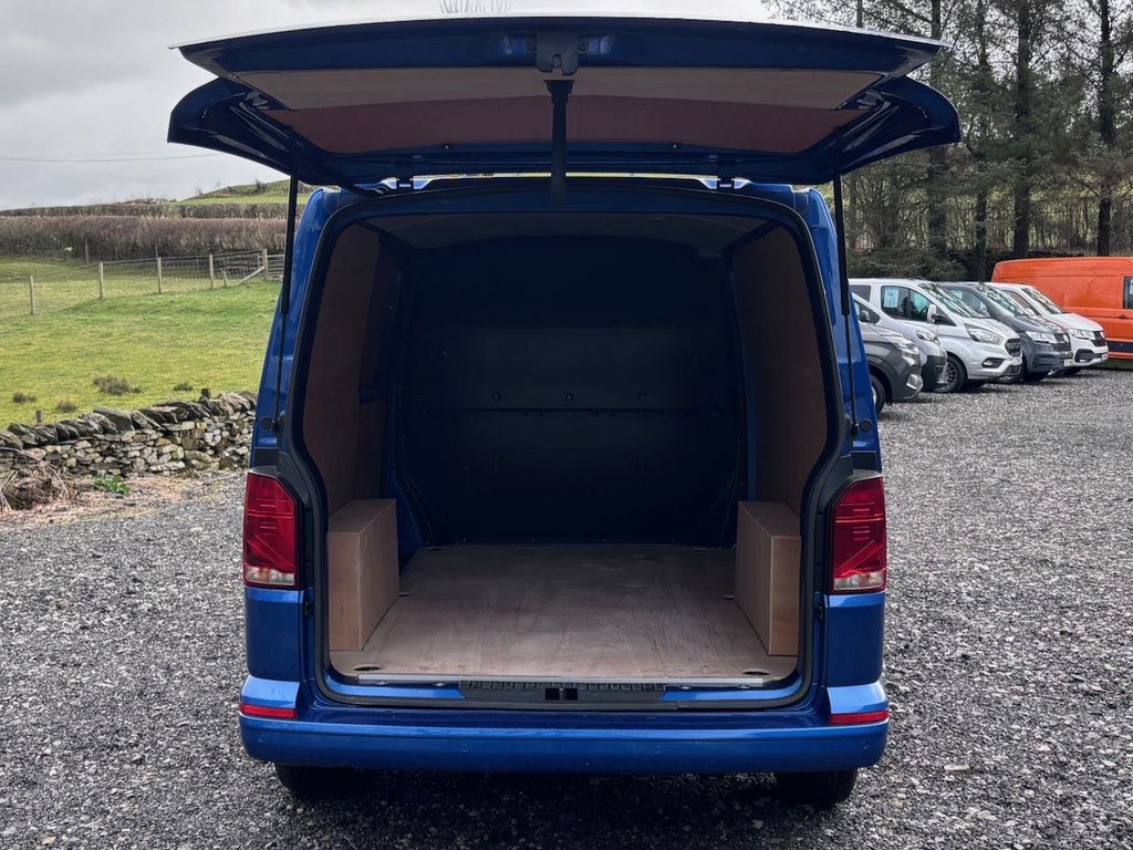 Used Volkswagen Transporter 2024 for sale - 77820496: Photo 12