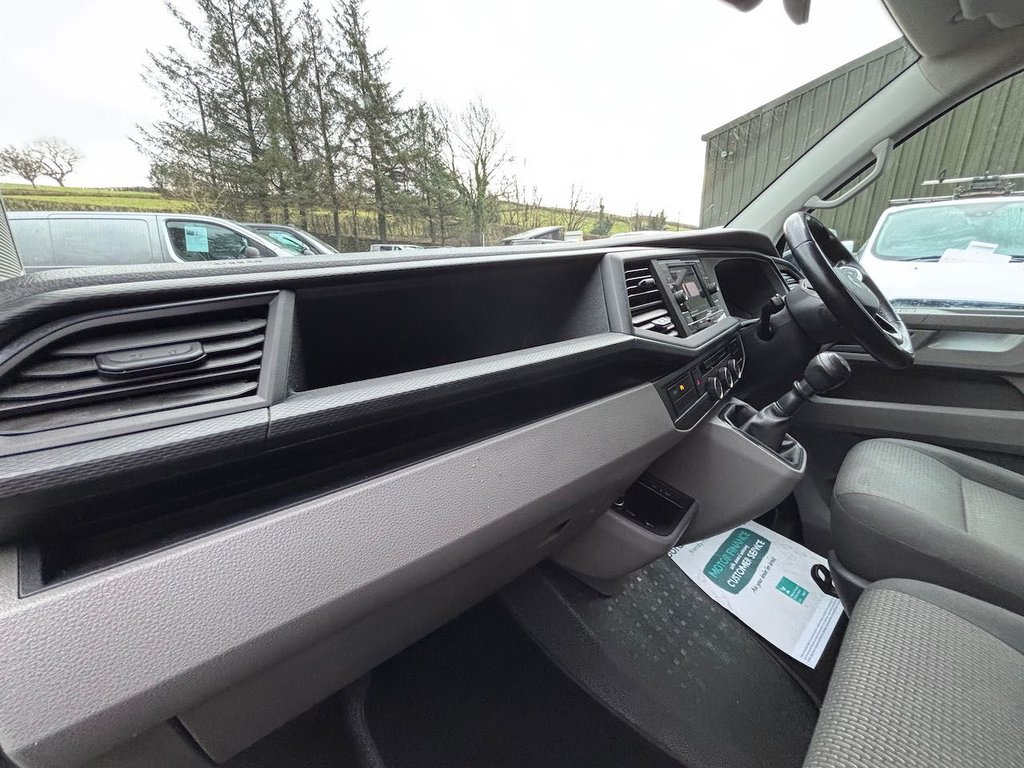 Used Volkswagen Transporter 2021 for sale - 77301782: Photo 43