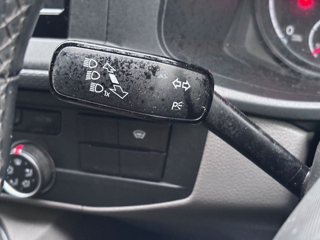 Used Volkswagen Transporter 2021 for sale - 77301782: Photo 46