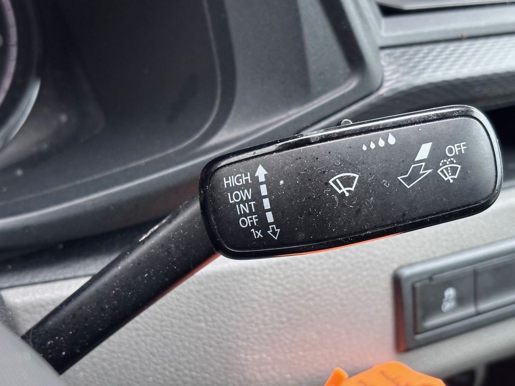 Used Volkswagen Transporter 2021 for sale - 77301782: Photo 48