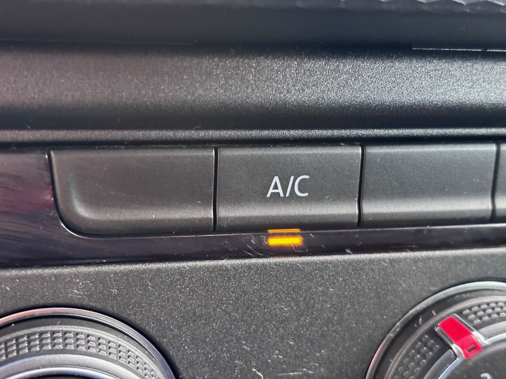 Used Volkswagen Transporter 2020 for sale - 77631943: Photo 50