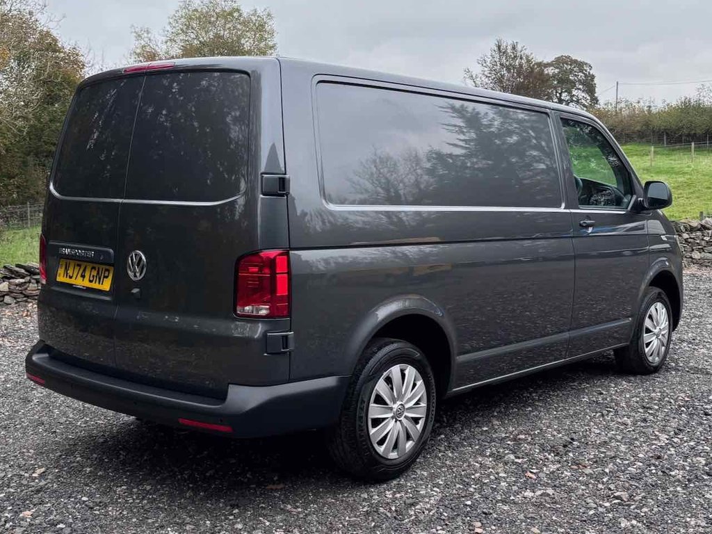 Used Volkswagen Transporter 2024 for sale - 76303562: Photo 3