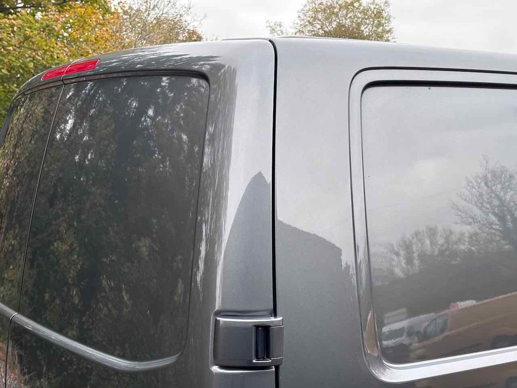 Used Volkswagen Transporter 2024 for sale - 76303562: Photo 35