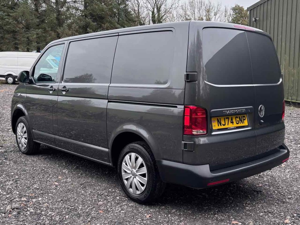 Used Volkswagen Transporter 2024 for sale - 76303562: Photo 4