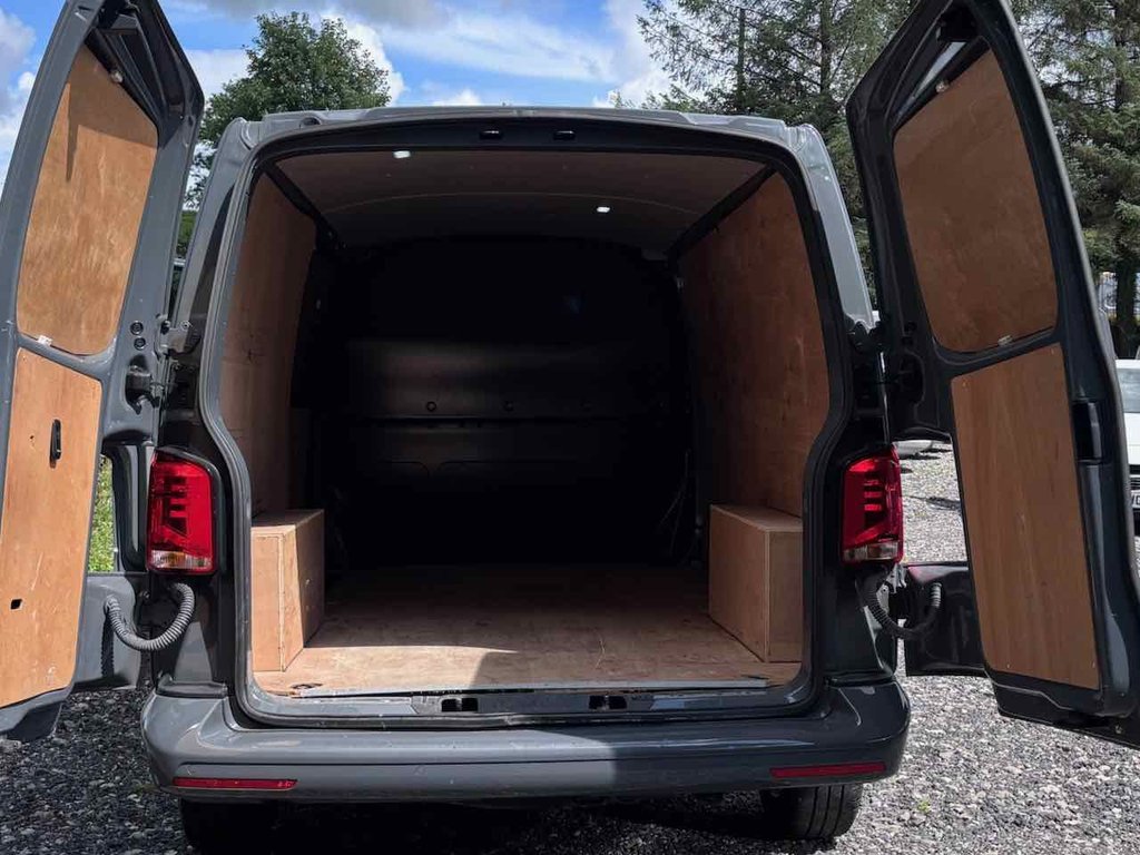 Used Volkswagen Transporter 2023 for sale - 76345169: Photo 12