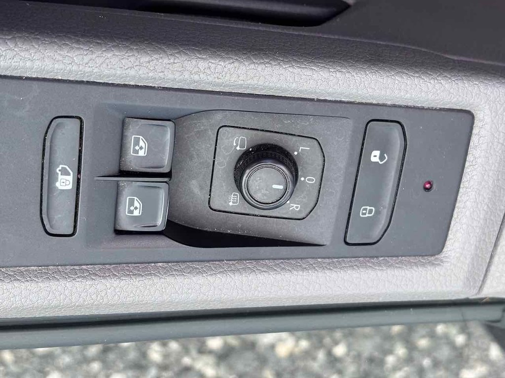 Used Volkswagen Transporter 2023 for sale - 76345169: Photo 34