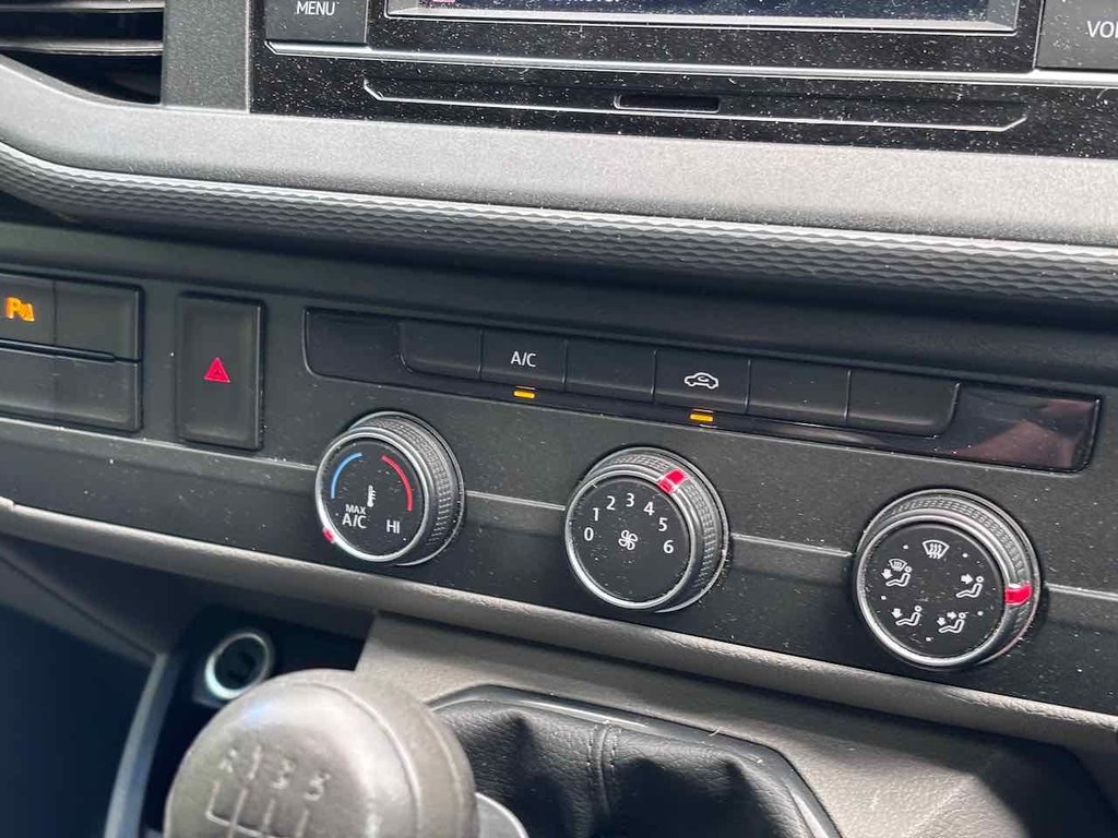 Used Volkswagen Transporter 2023 for sale - 76345169: Photo 44