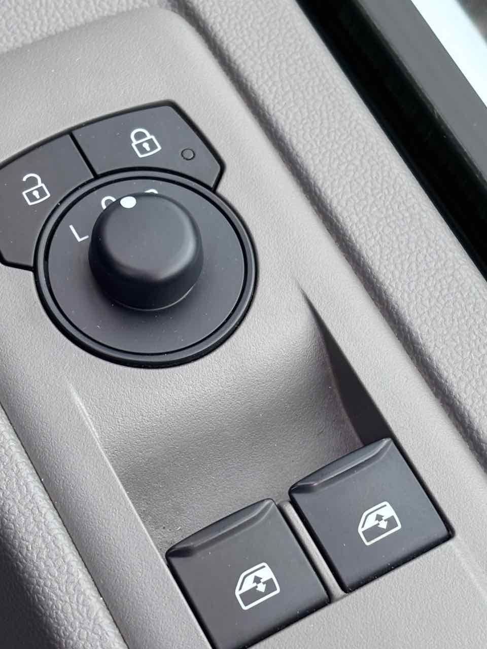 Used Volkswagen Transporter 2025 for sale - 77014247: Photo 24