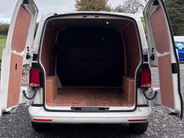 Used Volkswagen Transporter 2024 for sale - 76279731: Photo 12
