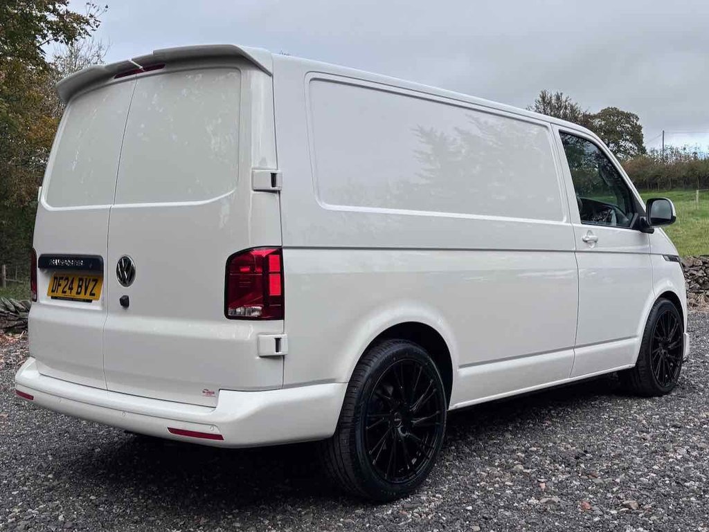 Used Volkswagen Transporter 2024 for sale - 76279731: Photo 4