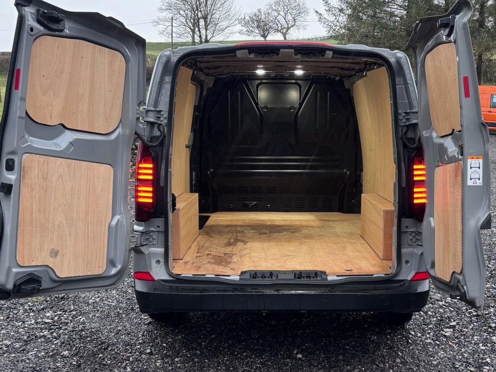 Used Volkswagen Transporter 2025 for sale - 77820493: Photo 13