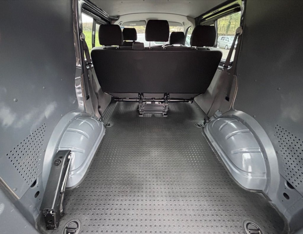 Used Volkswagen Transporter 2022 for sale - 77463787: Photo 12