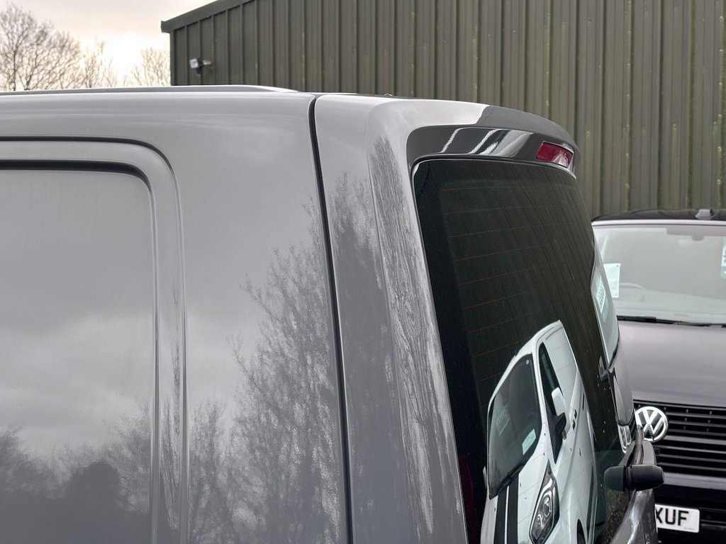 Used Volkswagen Transporter 2022 for sale - 77463787: Photo 31