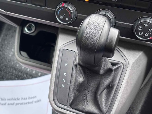 Used Volkswagen Transporter 2021 for sale - 76279730: Photo 31