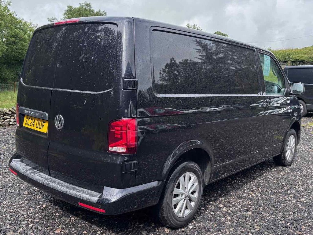 Used Volkswagen Transporter 2024 for sale - 76345147: Photo 2